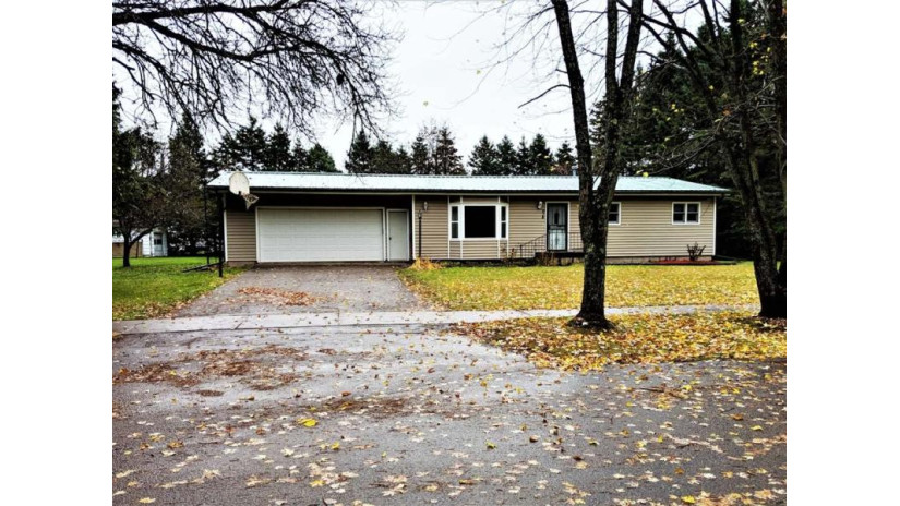 914 3rd Ave N Park Falls, WI 54552 by Hilgart Realty Inc $99,900