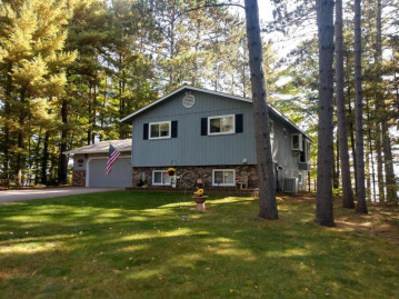 1205 Pinewood Rd, Three Lakes, WI 54562