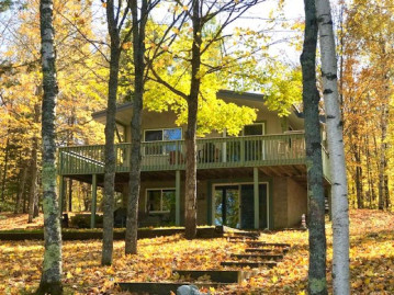 12086 Baer Rd, Presque Isle, WI 54557