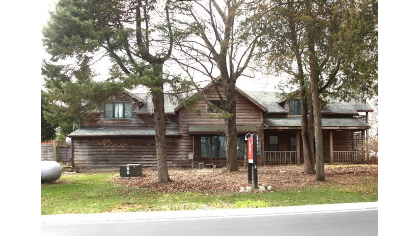 N1870 County Road Ggg Auburn, WI 53010 by Emmer Real Estate Group $339,900