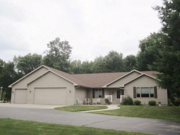 1413 46th Ave, Menominee, MI 49858