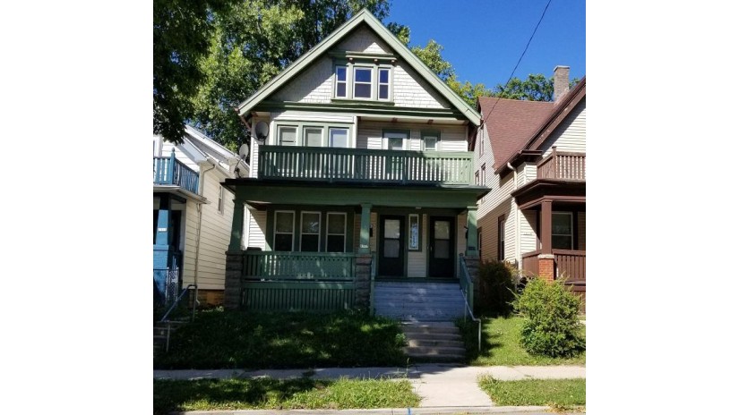 1317 N 38th St 1319 Milwaukee, WI 53208 by Midwest Executive Realty $89,500