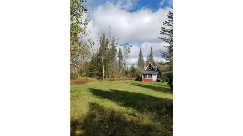 W8420 Weckerle Rd Beecher, WI 54156 by Bigwoods Realty Inc $94,900