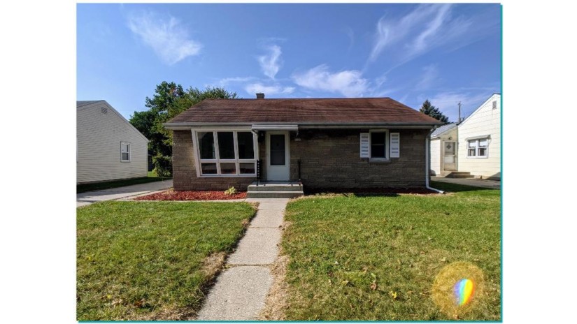 5509 N 20th St Milwaukee, WI 53209 by EXIT Realty Horizons-Tosa $114,900