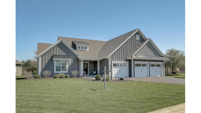 1805 River Lakes Rd S Oconomowoc, WI 53066 by First Weber Inc - Brookfield $609,900