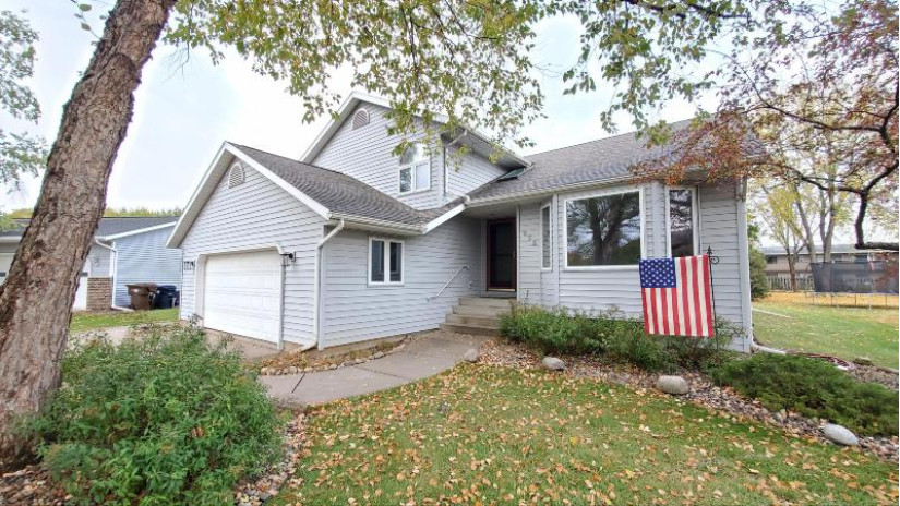 933 Park Pl Onalaska, WI 54650 by OneTrust Real Estate $334,900