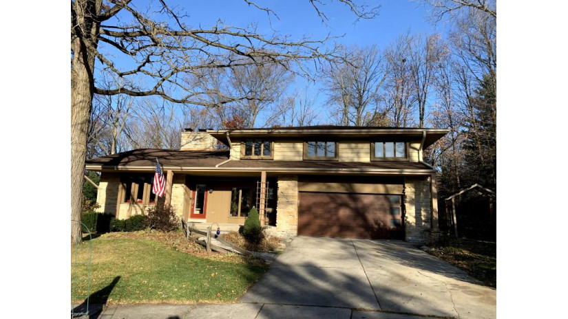 8270 Parkridge Ct E Greendale, WI 53129 by The Thomson Group LLC $449,000