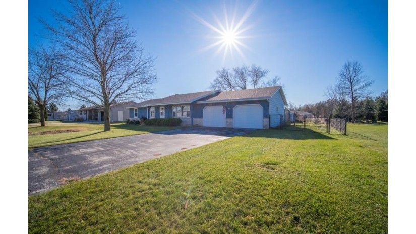 508 Johnson Dr Cascade, WI 53011 by Boss Realty, LLC $169,900