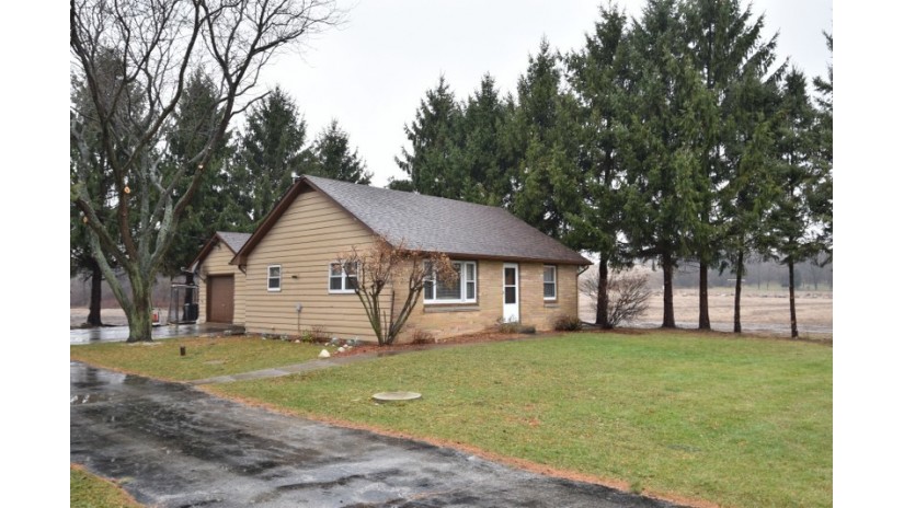 3424 Buena Park Rd Waterford, WI 53105 by Shorewest Realtors $219,000