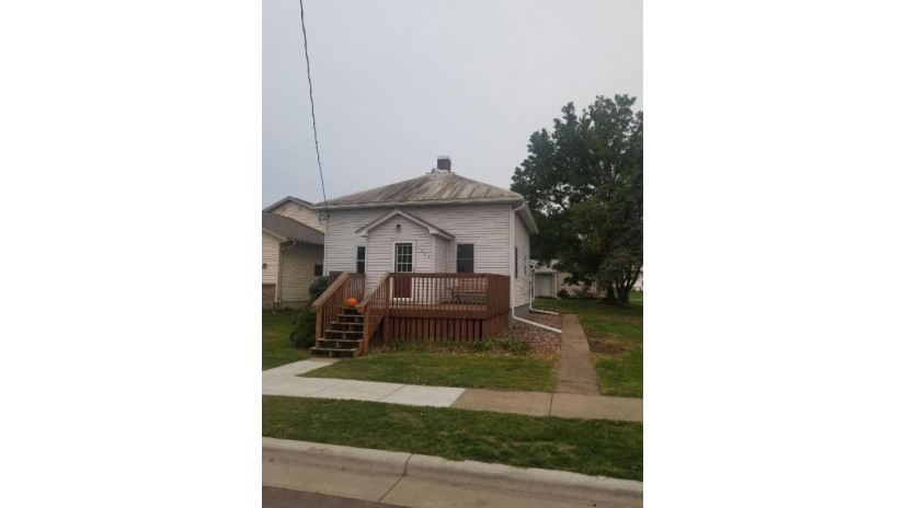 1207 Bangor St Bangor, WI 54614 by La Crosse by Owner, LLC $89,900