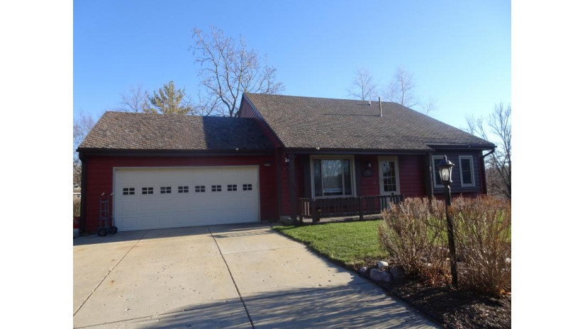 W210S10452 Elizabeth Ct Muskego, WI 53150 by Mel Wendt Realty, Inc. $339,900