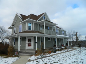 119 Mcdowell St, Delavan, WI 53115-1138