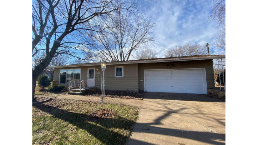 2316 Keith Street Eau Claire, WI 54701 by Cb Brenizer/Eau Claire $139,900