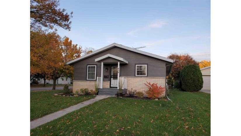 459 Wilson Avenue Fond Du Lac, WI 54935 by Adashun Jones, Inc. $164,900