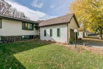 1657 Tonya Trail, Fox Crossing, WI 54956