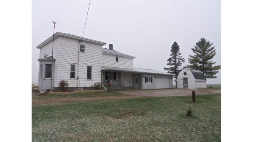 W1960 Hwyy Hhh Calumet, WI 53049 by First Weber, Inc. $178,500