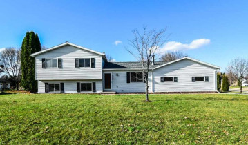 2557 Jake Drive, Scott, WI 54229