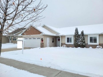 540 Harold Way, Kimberly, WI 54915-6198