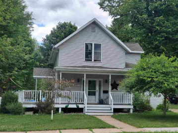 85 N Clinton Avenue, Clintonville, WI 54929-1246