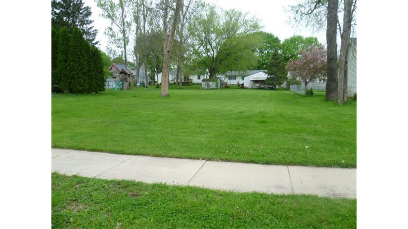 408 W Milwaukee St Stoughton, WI 53589 by Berkshire Hathaway Homeservices Matson Real Estate $54,900