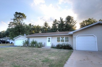 403 Quincy St, Friendship, WI 53934