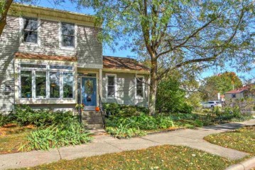 831 S Mills St, Madison, WI 53715