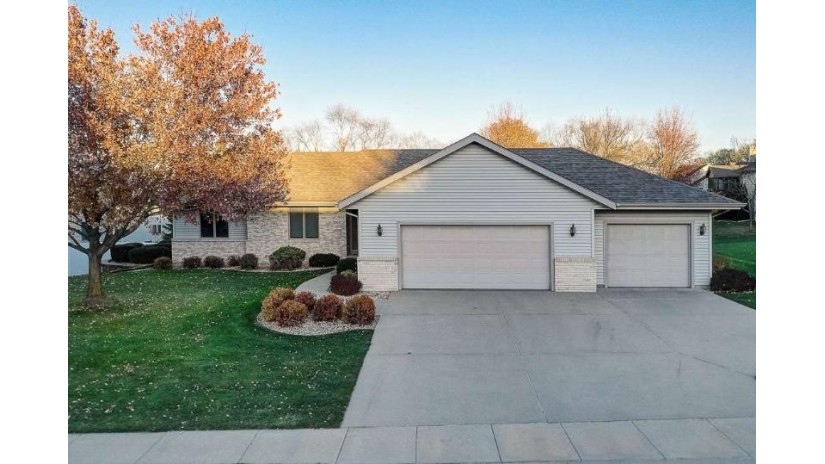 1500 Wimbleton Way Waunakee, WI 53597 by Re/Max Preferred $419,900