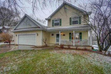 216 Legreid St, Deerfield, WI 53531