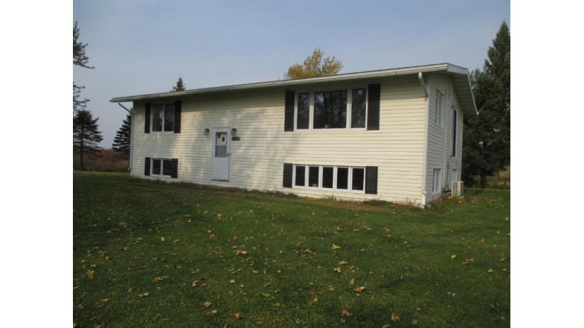 2816 90th Ave Woodville, WI 54028 by Edina Realty, Inc. $229,900