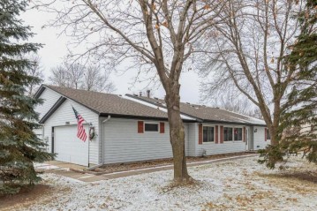 3794 Goodwin Ave, Oakdale, MN 55128