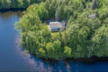 11286 Forty Niners Rd, Presque Isle, WI 54557