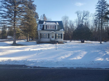 14201 Cth W, Mountain, WI 54149