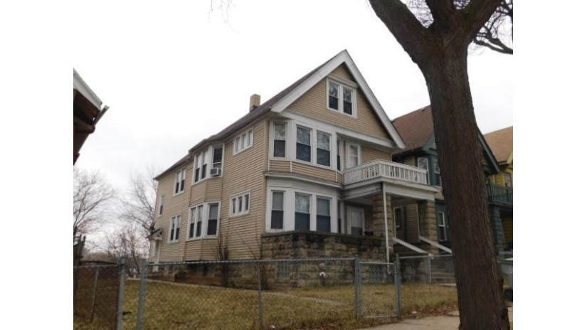 2857 N 2nd St 2859 Milwaukee, WI 53212 by RE/MAX Lakeside-North $65,000