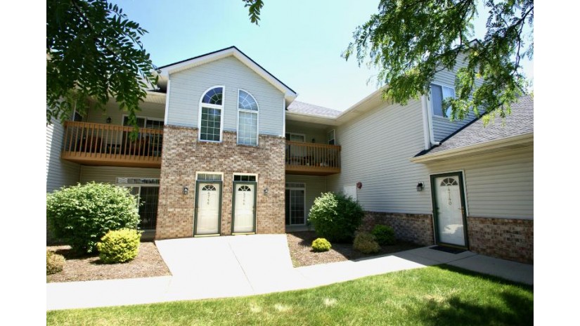 4744 W Maple Leaf Cir B12-3 Greenfield, WI 53220 by Lake Country Flat Fee $179,900