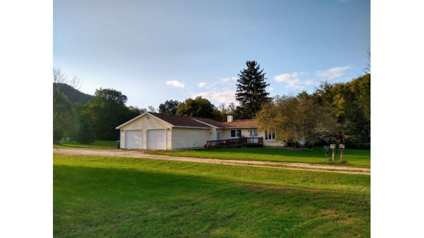 E4270 Us Highway 14 Hamburg, WI 54623 by La Crosse by Owner, LLC $249,999