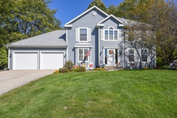 2522 Countryside Dr, Delavan, WI 53115-3775