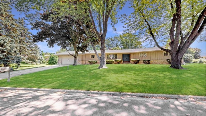 349 S Woodland Dr Whitewater, WI 53190 by NextHome Success ~Whitewater $289,900