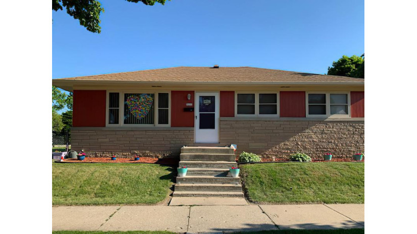 5231 W Howard Ave Milwaukee, WI 53220 by Boardwalk Realty LLC $179,900