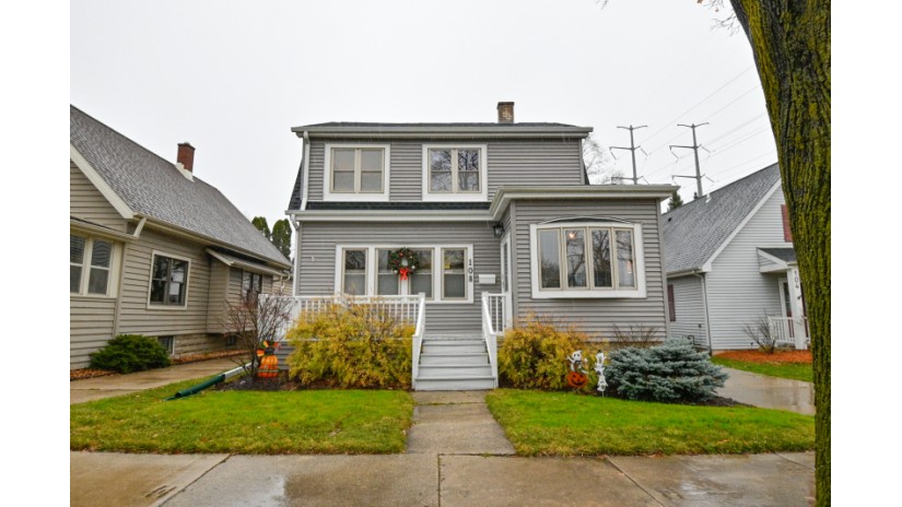 108 N 71st St Milwaukee, WI 53213-3742 by Shorewest Realtors $250,000