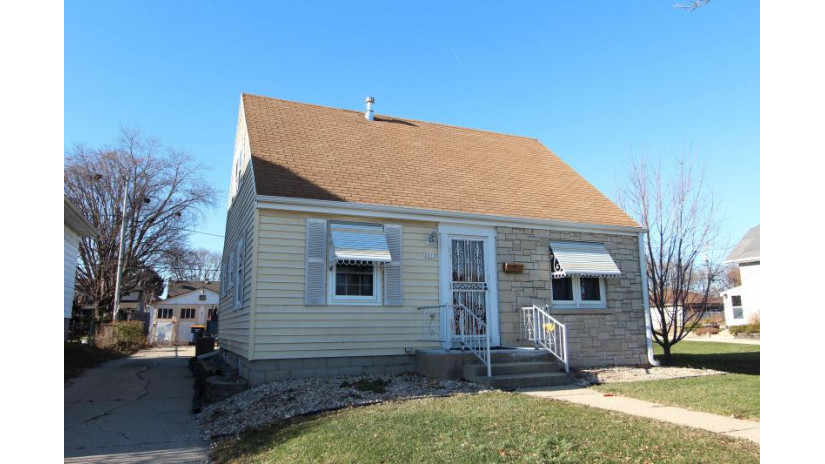 2211 S 95th St West Allis, WI 53227 by RE/MAX Realty Pros~Brookfield $156,500