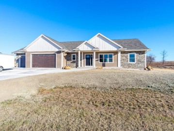 N6804 Sand Prairie Ct, Holland, WI 54636