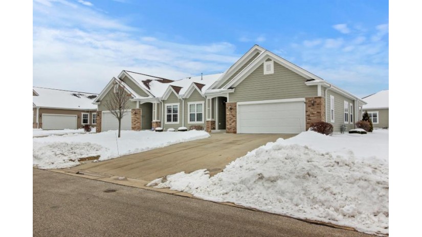 3968 S Fohr Dr New Berlin, WI 53151-5937 by Keller Williams Realty-Milwaukee North Shore $424,900