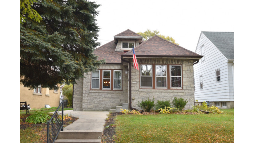 7039 W Stuth Pl West Allis, WI 53219 by Shorewest Realtors $195,000