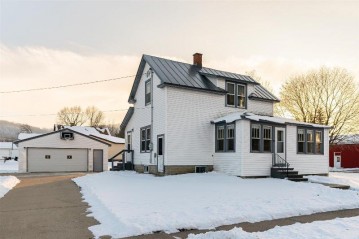 300 Anderson St, Coon Valley, WI 54623