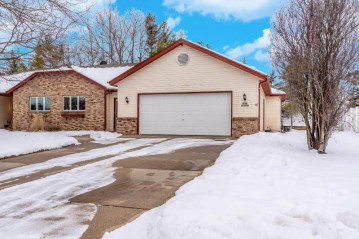 W199N11285 Rosewood Ct 2, Germantown, WI 53022