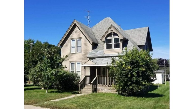 617 Fillmore Street Black River Falls, WI 54615 by Clearview Realty Llc $149,900