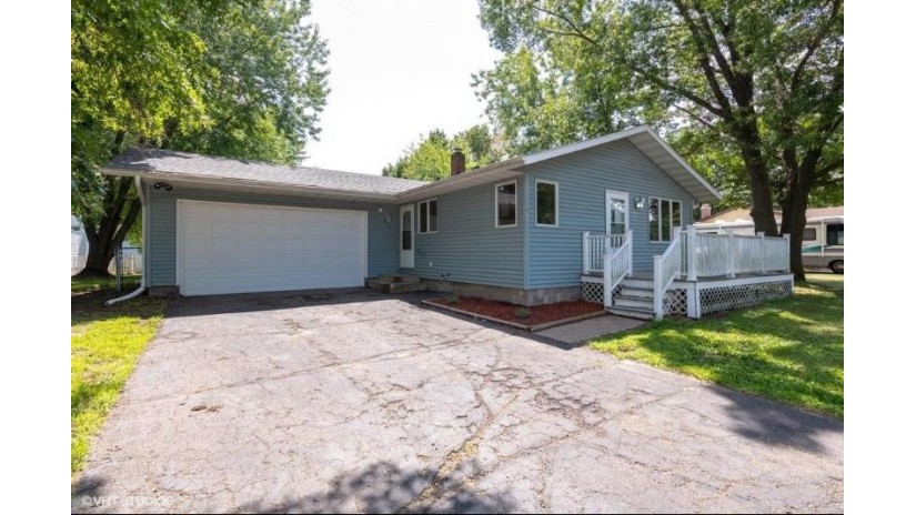 917 Eddy Lane Eau Claire, WI 54703 by C21 Affiliated/Amery $185,000