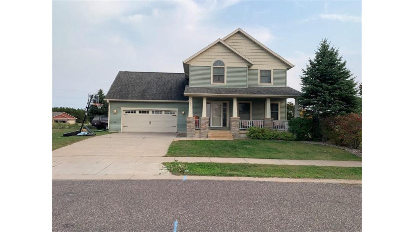 3027 Cottage Lane Chippewa Falls, WI 54729 by Haselwander Real Estate $274,900