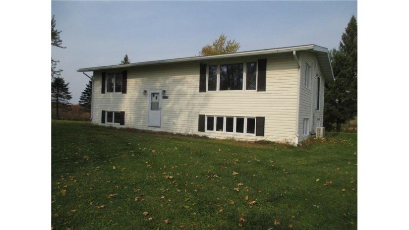 2816 90th Avenue Woodville, WI 54028 by Edina Realty, Corp. - Hudson $229,900