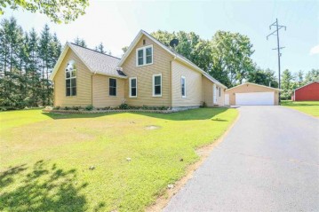 210 Mckinley Street, Iola, WI 54945